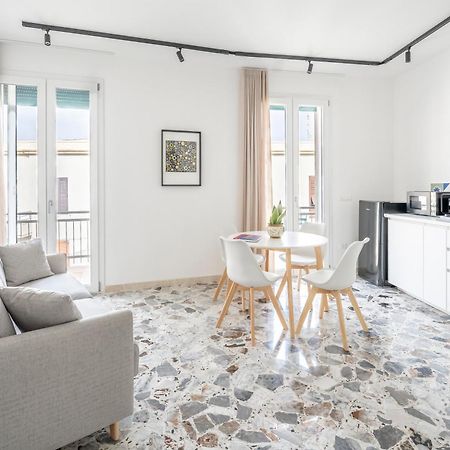 Eos Serenity Suites Сиракуза Екстериор снимка