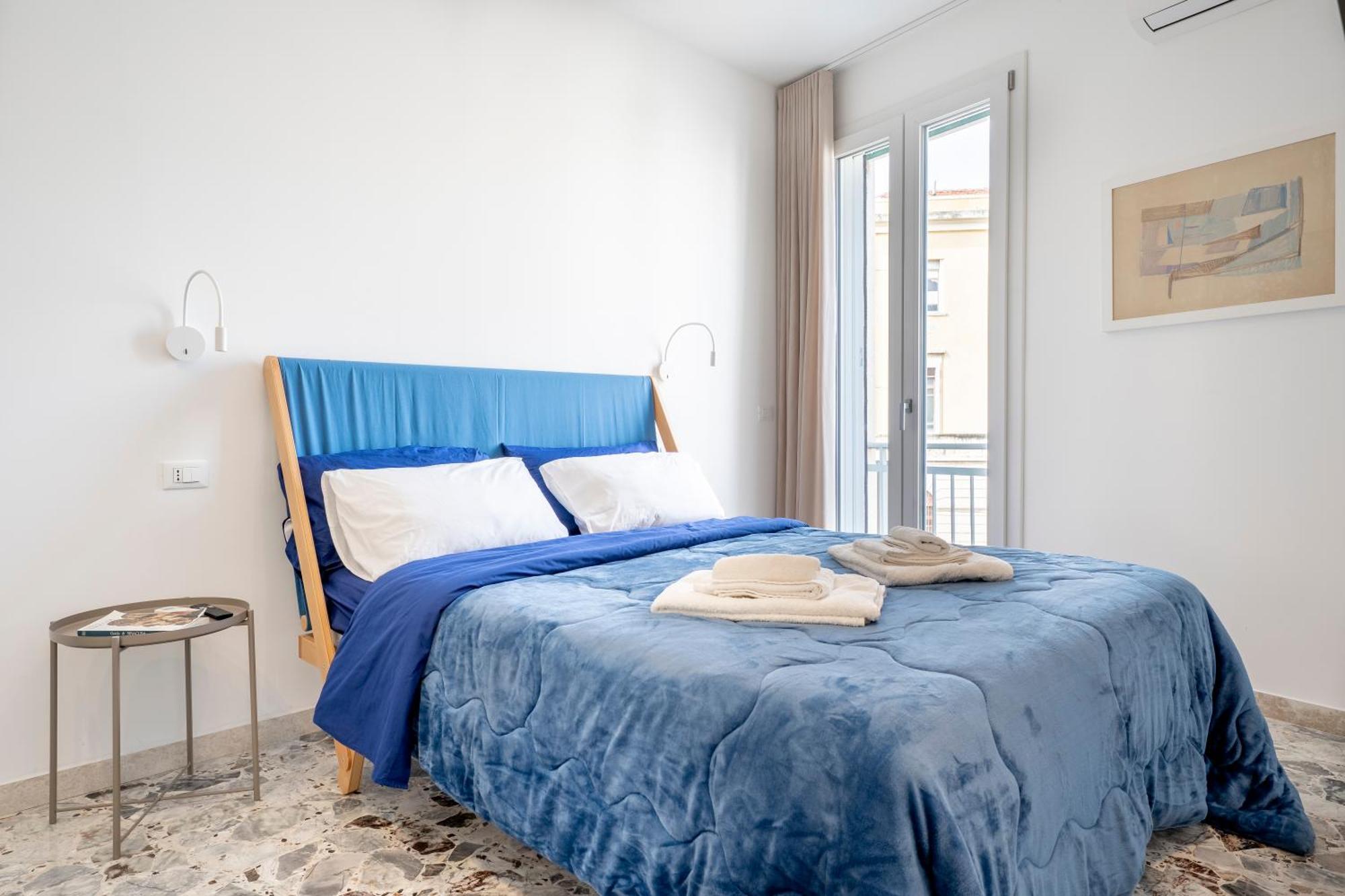 Eos Serenity Suites Сиракуза Екстериор снимка